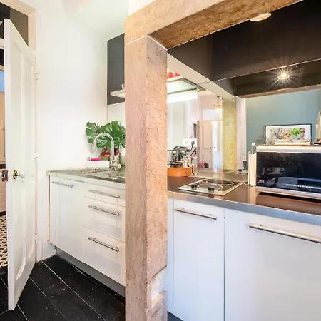 Διαμέρισμα Boutique With Balcony In Bairro Alto *