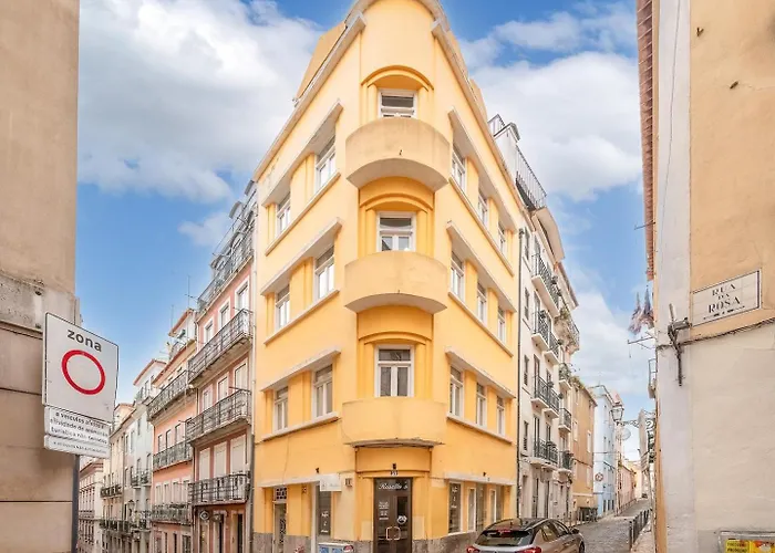 شقة Boutique With Balcony In Bairro Alto